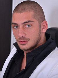 Timo Hardy - смотреть порно видео от Brazzers в HD